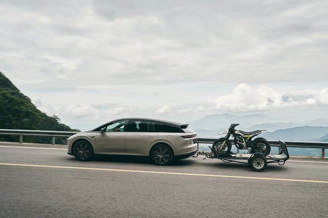 “奶爸”拥抱“年轻人”开元棋牌理想i6上市当(图1)